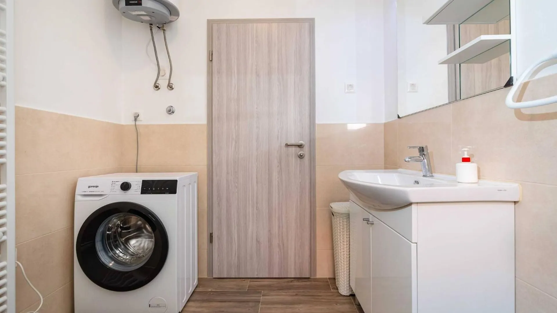 My Dalmatia - Apartment Blagdan Three With Private Parking Zadar 0*,  Croatia